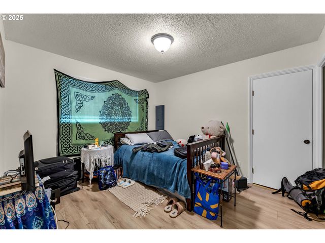 2117 KAUFFMAN Ave, Vancouver, WA 98660
