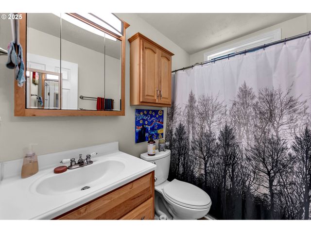 2117 KAUFFMAN Ave, Vancouver, WA 98660