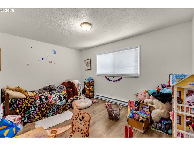 2117 KAUFFMAN Ave, Vancouver, WA 98660
