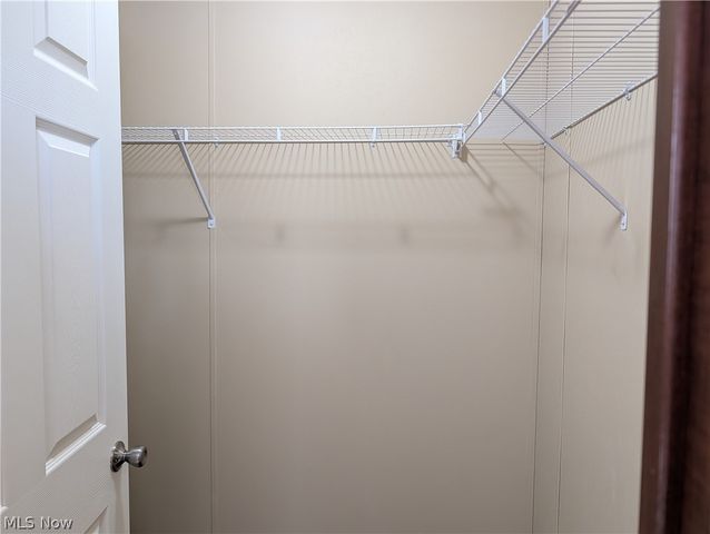 230 Cedar Brook Drive, Elyria, OH 44035