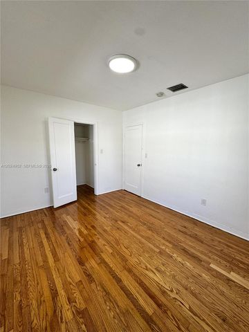 5353 SW 6th St -, Miami, FL 33134
