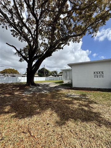 5353 SW 6th St -, Miami, FL 33134