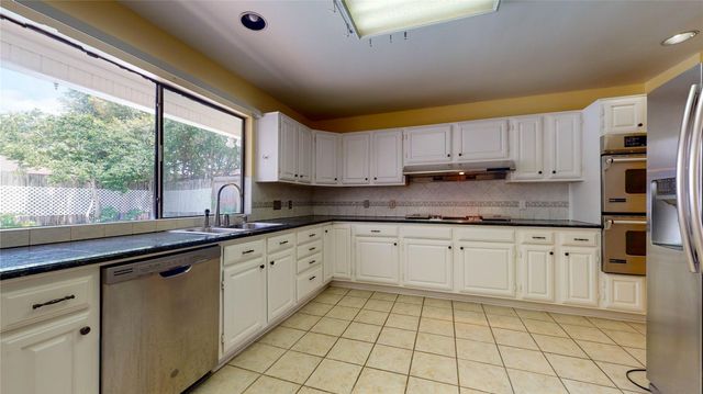 13110 Waldemere Drive, Houston, TX 77077