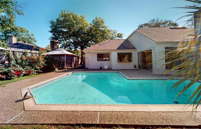 13110 Waldemere Drive, Houston, TX 77077