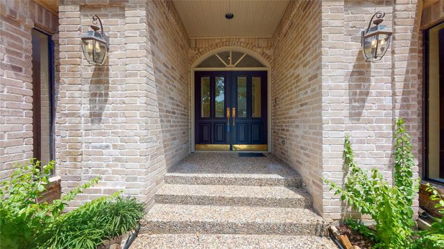 13110 Waldemere Drive, Houston, TX 77077