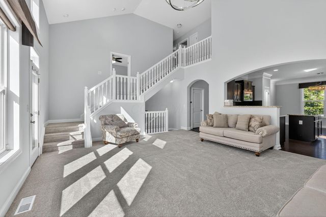 327 Rockmill Street, Delaware, OH 43015