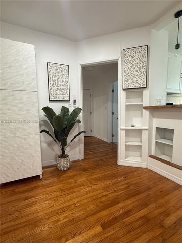 528 NE 70th Street Top, Miami, FL 33138