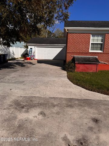 3033 HARBISON Street, Jacksonville, FL 32218
