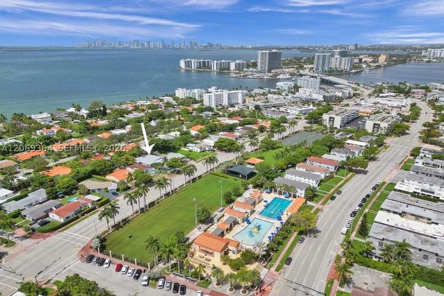 1750 71st St, Miami Beach, FL 33141