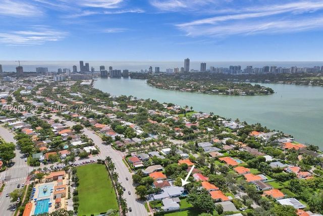 1750 71st St, Miami Beach, FL 33141