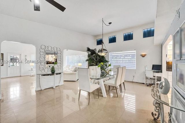 1750 71st St, Miami Beach, FL 33141
