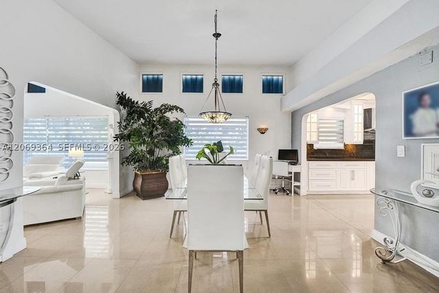 1750 71st St, Miami Beach, FL 33141