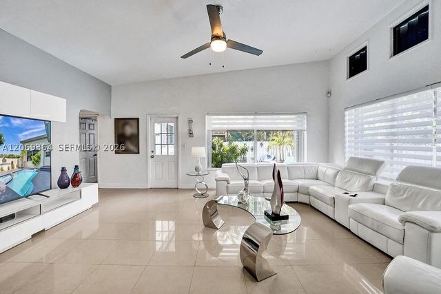 1750 71st St, Miami Beach, FL 33141