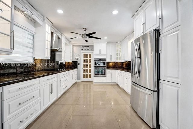 1750 71st St, Miami Beach, FL 33141