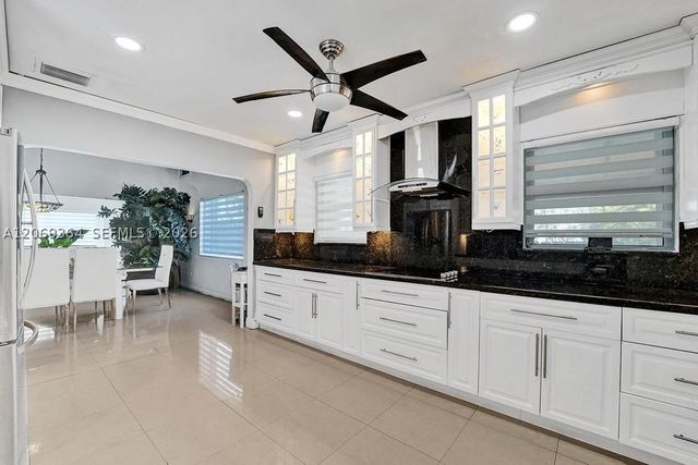 1750 71st St, Miami Beach, FL 33141