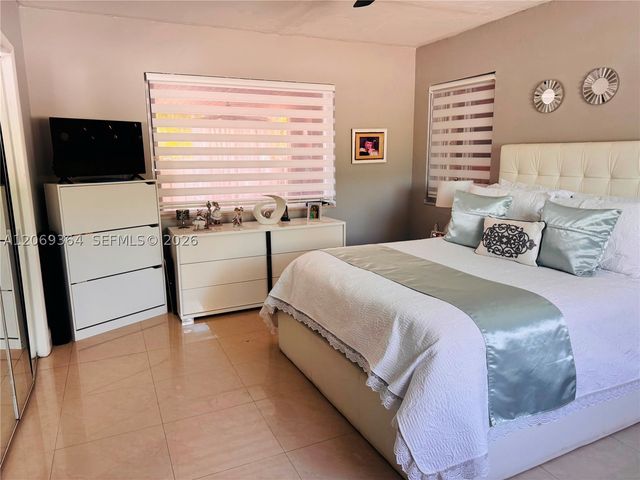 1750 71st St, Miami Beach, FL 33141
