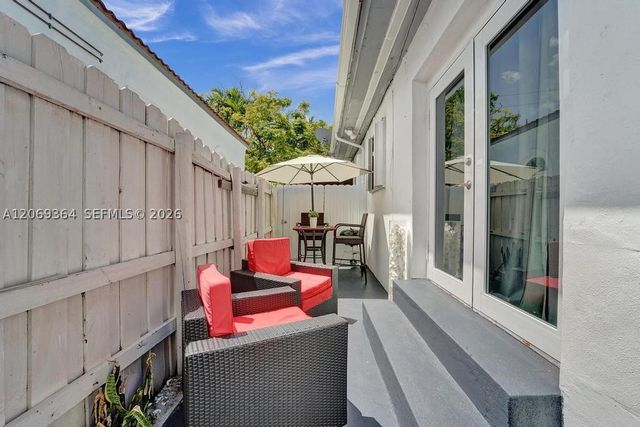1750 71st St, Miami Beach, FL 33141