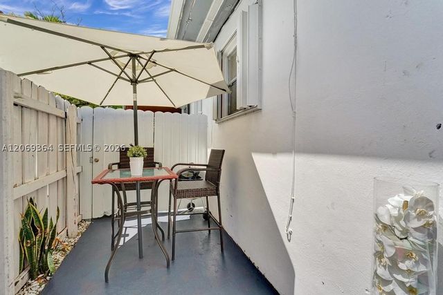 1750 71st St, Miami Beach, FL 33141