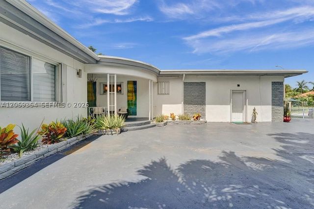 1750 71st St, Miami Beach, FL 33141