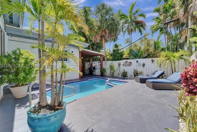 1750 71st St, Miami Beach, FL 33141