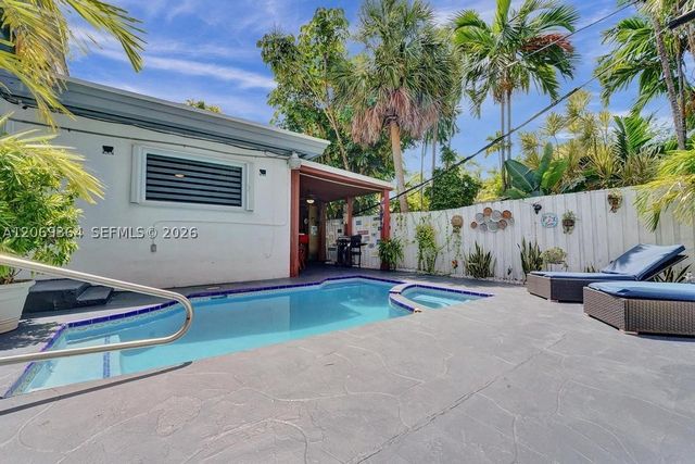 1750 71st St, Miami Beach, FL 33141