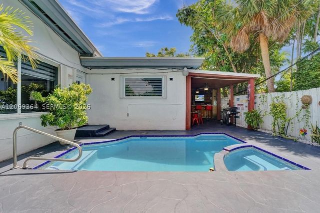 1750 71st St, Miami Beach, FL 33141