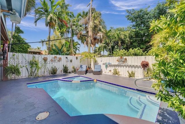 1750 71st St, Miami Beach, FL 33141