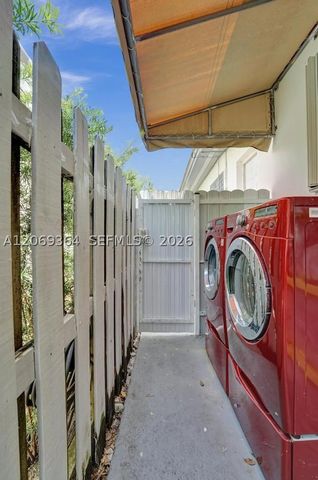 1750 71st St, Miami Beach, FL 33141