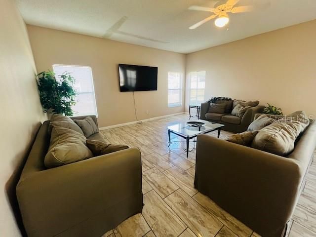 439 BLOOMINGDALE DRIVE, Davenport, FL 33897