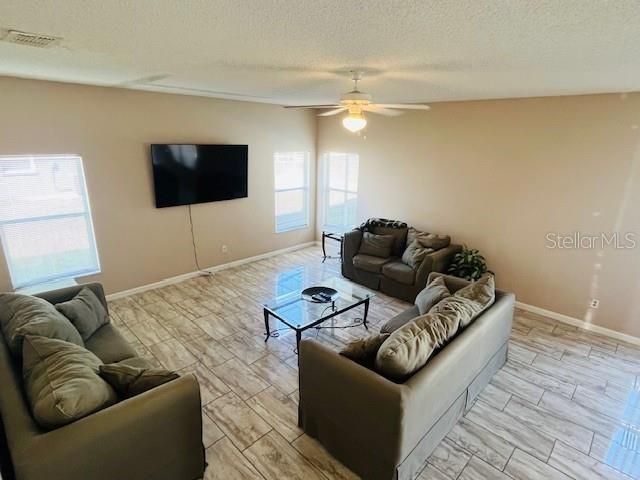 439 BLOOMINGDALE DRIVE, Davenport, FL 33897