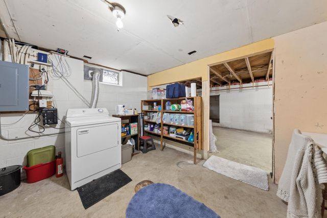 400 E Old Shakopee Road, Bloomington, MN 55420