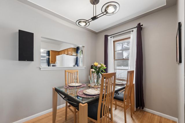 400 E Old Shakopee Road, Bloomington, MN 55420