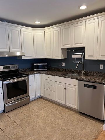 33 Sleeper 410, Boston, MA 02210