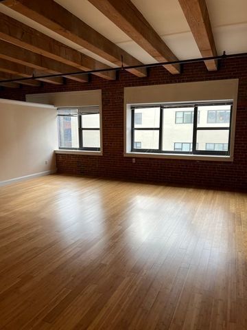 33 Sleeper 410, Boston, MA 02210