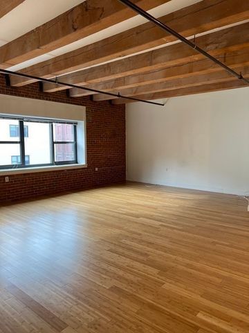 33 Sleeper 410, Boston, MA 02210