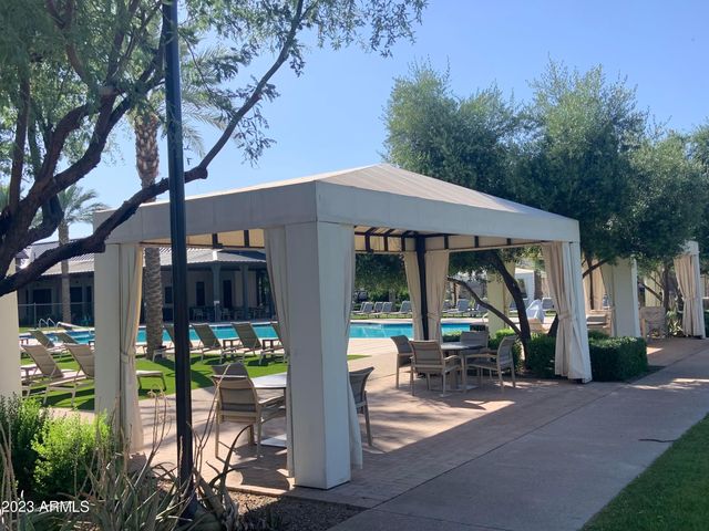 2029 W Kinfield Trail, Phoenix, AZ 85085