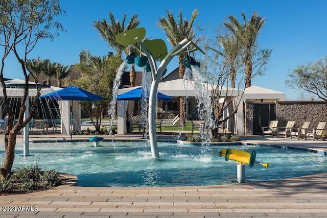 2029 W Kinfield Trail, Phoenix, AZ 85085