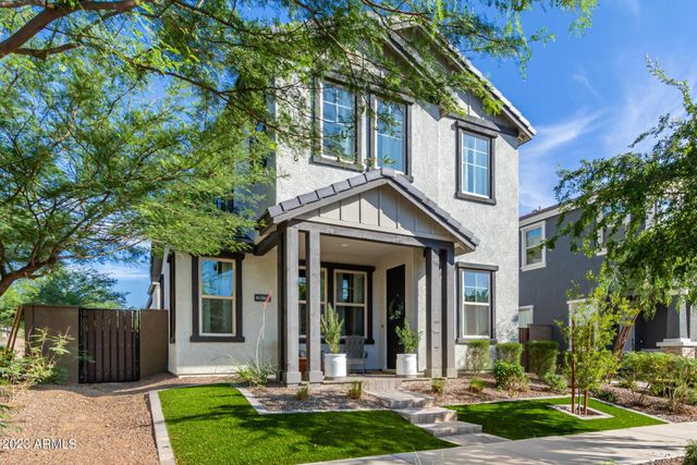 2029 W Kinfield Trail, Phoenix, AZ 85085