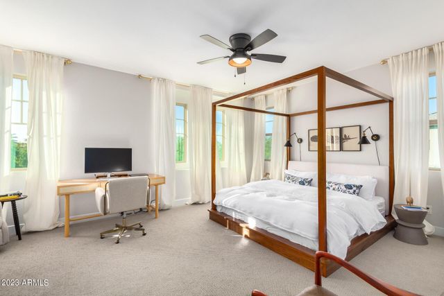 2029 W Kinfield Trail, Phoenix, AZ 85085