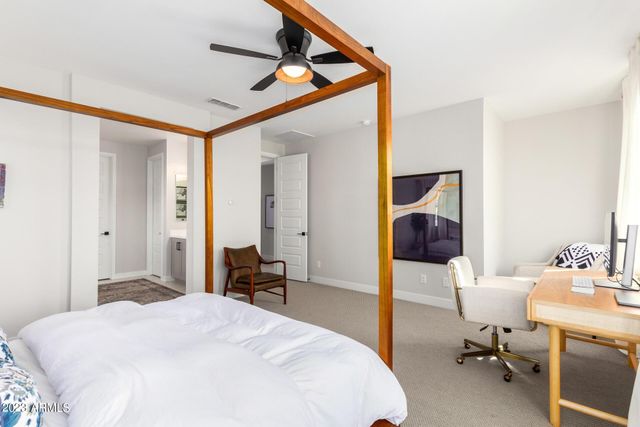 2029 W Kinfield Trail, Phoenix, AZ 85085