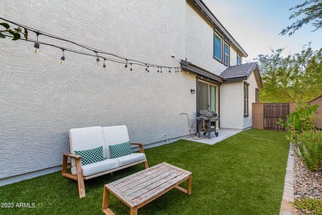 2029 W Kinfield Trail, Phoenix, AZ 85085