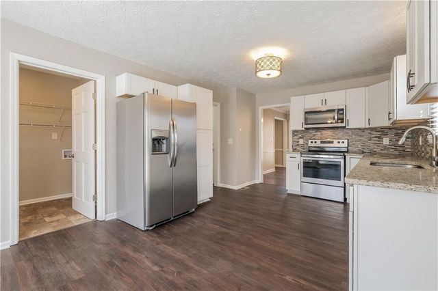 2652 Forest Way NE, Marietta, GA 30066