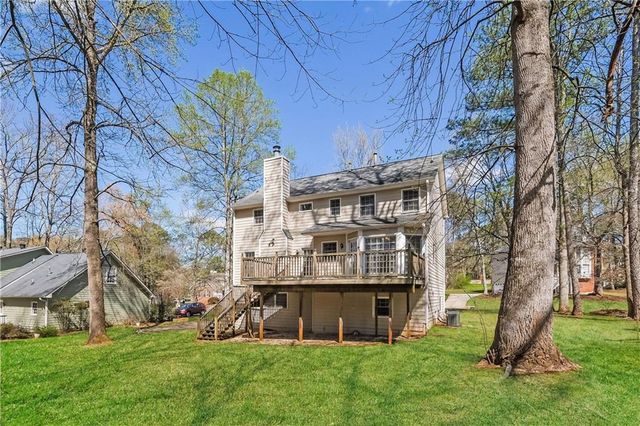 2652 Forest Way NE, Marietta, GA 30066