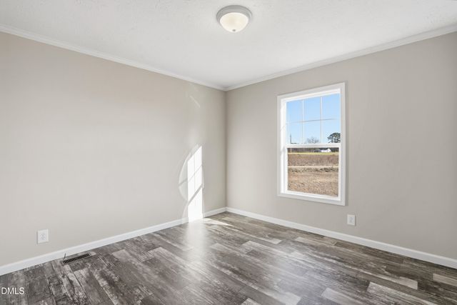 77 Greenview Court, Dunn, NC 28334