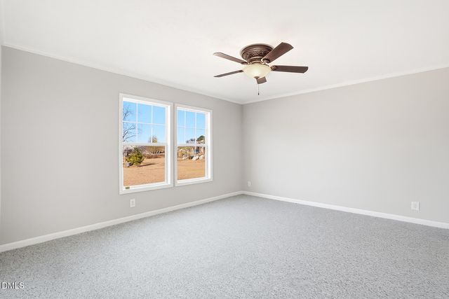 77 Greenview Court, Dunn, NC 28334