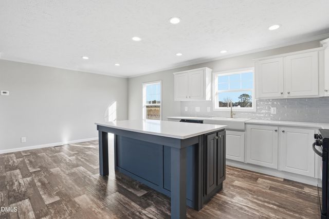 77 Greenview Court, Dunn, NC 28334