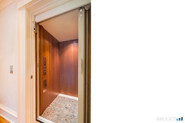 253 Rivergate Drive, Wilton, CT 06897