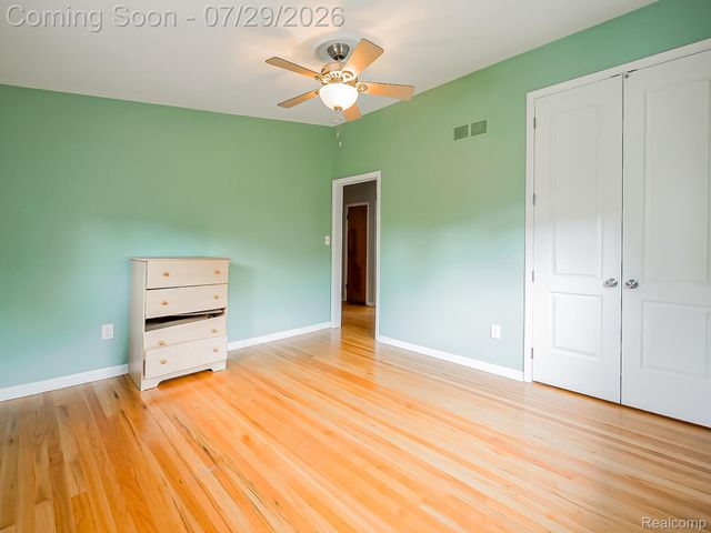 2681 Emeline Street, Trenton, MI 48183