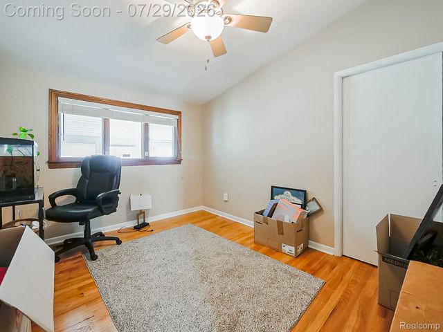 2681 Emeline Street, Trenton, MI 48183