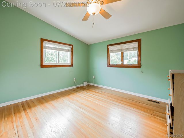 2681 Emeline Street, Trenton, MI 48183